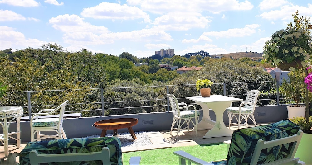 Hadeda Hall Guest house 28/33