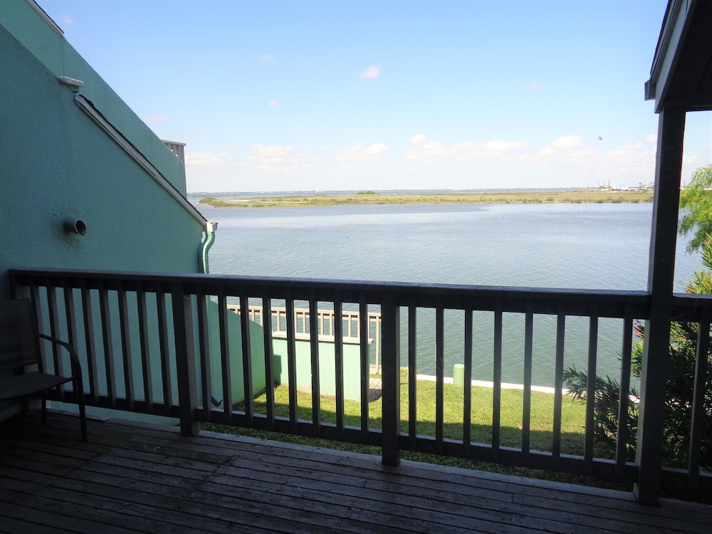 Multi Resorts at Puente Vista 3/71