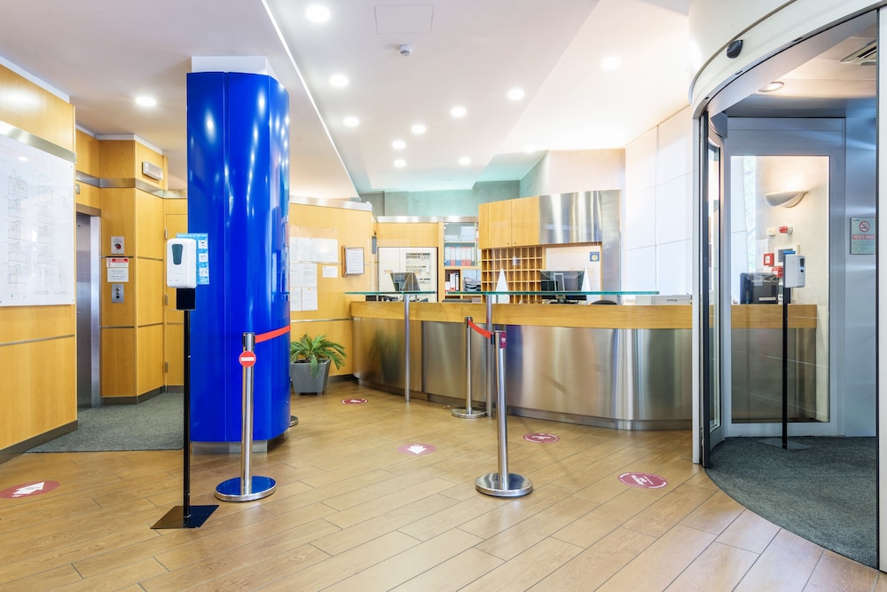 lobby