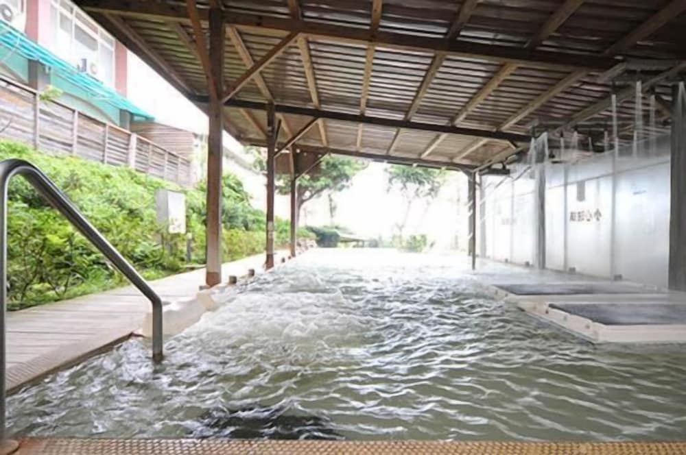 Wan Jin Hot Spring 15/45