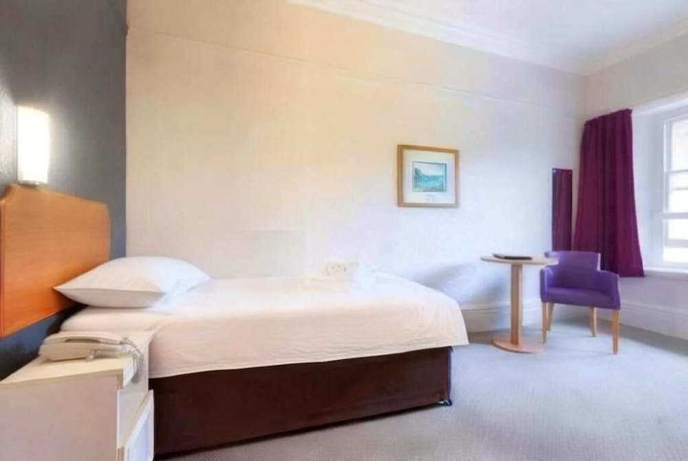جناح ثلاثي بسرير كوين وسرير فردي، Beresford Hotel 3/4