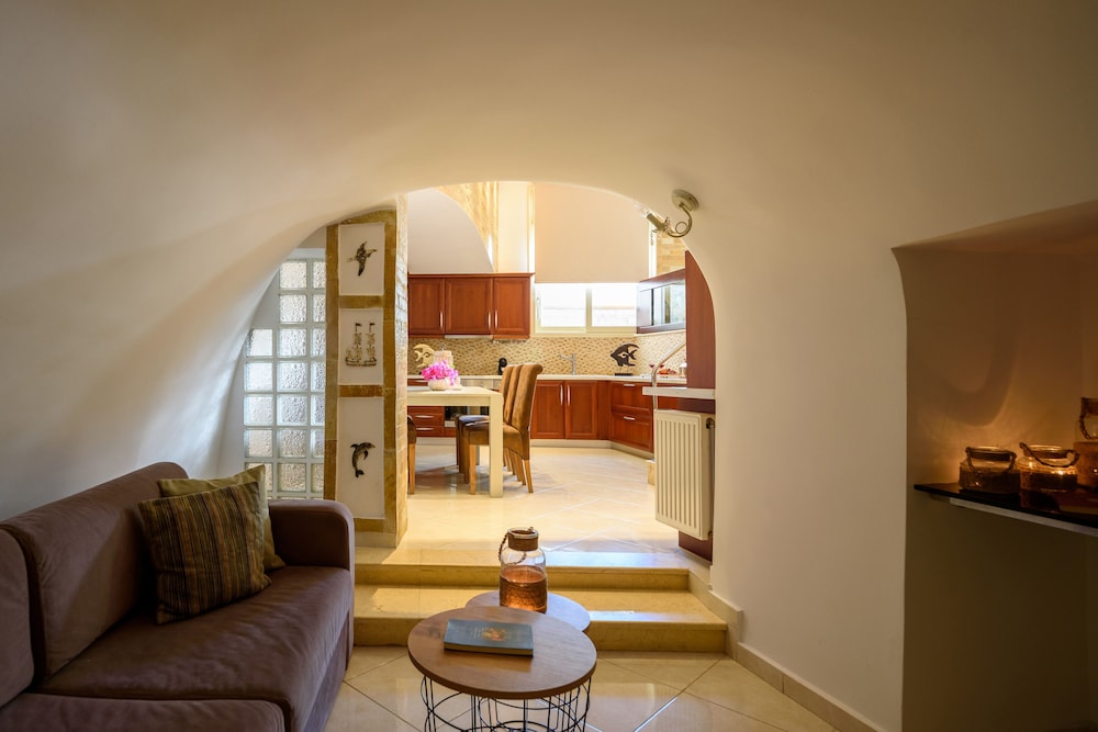 Suite Home Santorini 64/75
