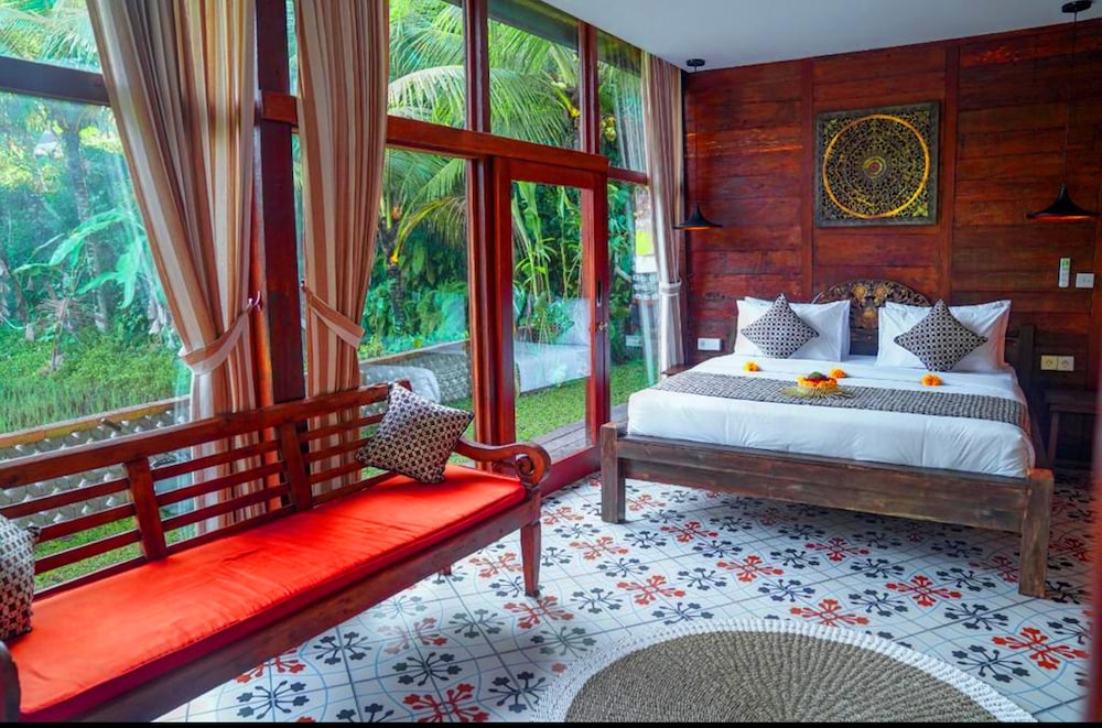 DELUXE, SUITE, POOL VIEW, KITCHEN