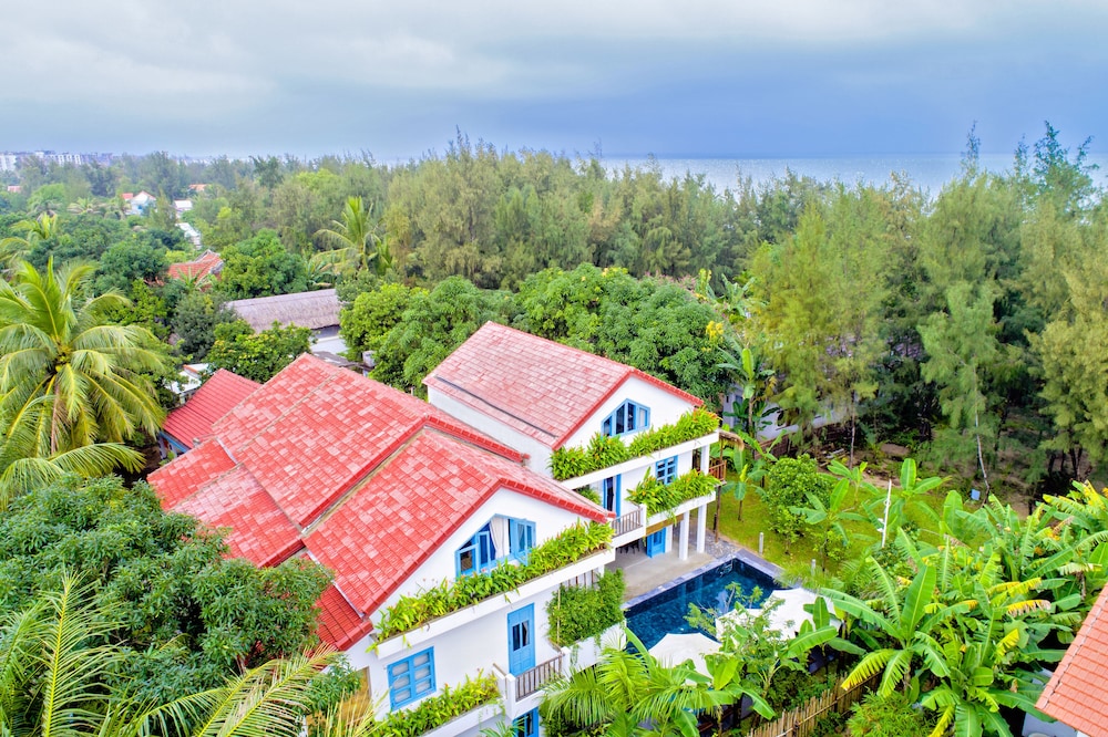 Life Beach Villa 9/64