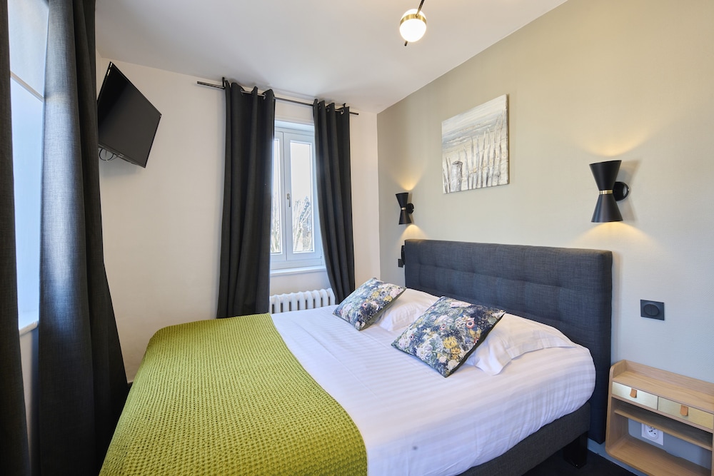 Hotel the Originals Saint Valery Sur Somme La Colonne de Bronze Ex In 29/71