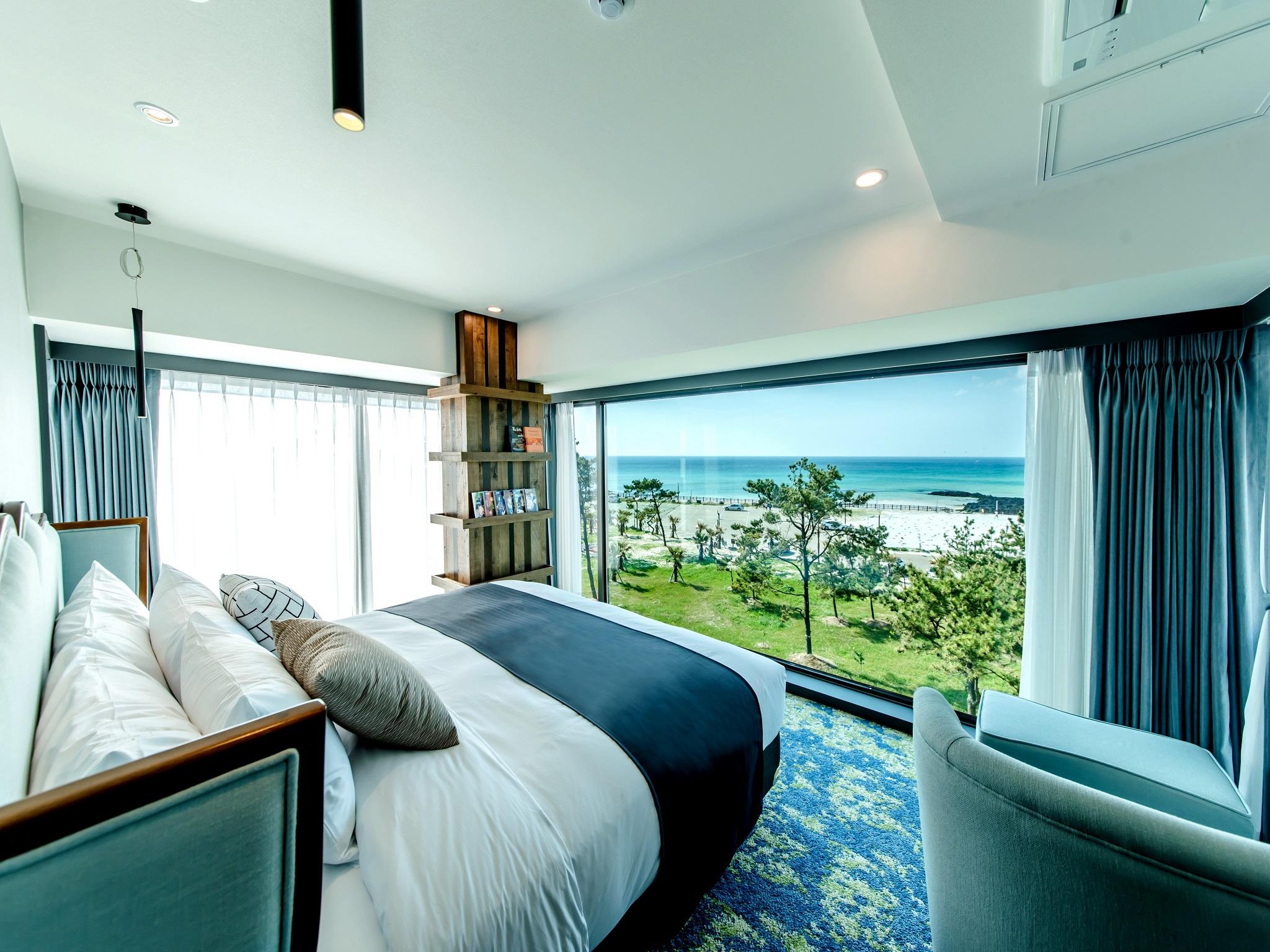 Wonderful, Suite, King Bed, Ocean View