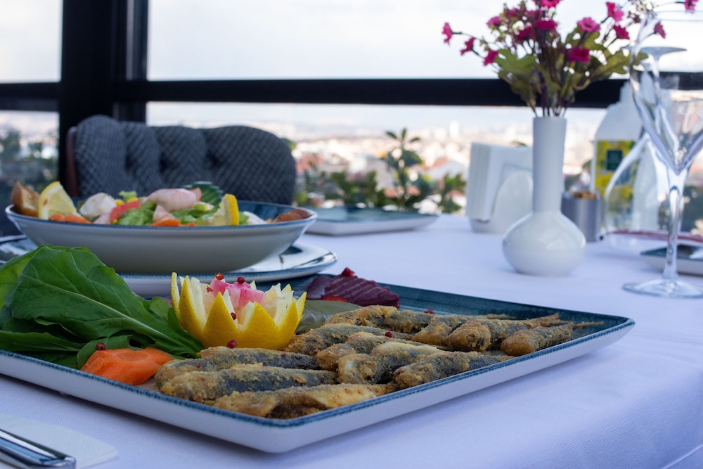 The Life Hotel & Spa 43/71