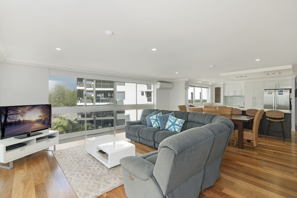 Solnamara Beachfront Apartments 48/75