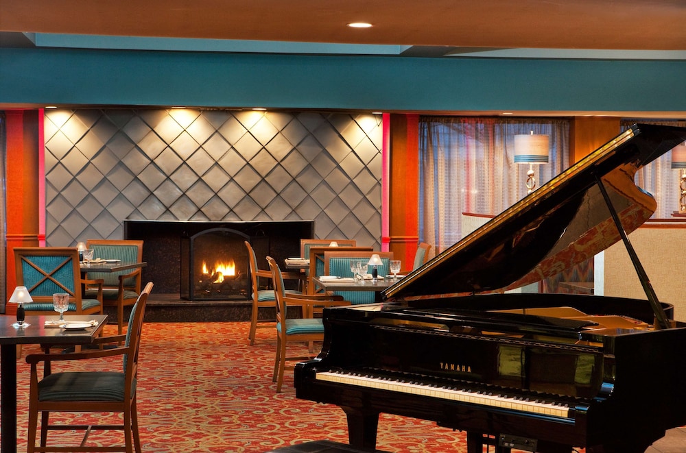 Doubletree By Hilton Hotel Baltimore North Pikesville 65/84