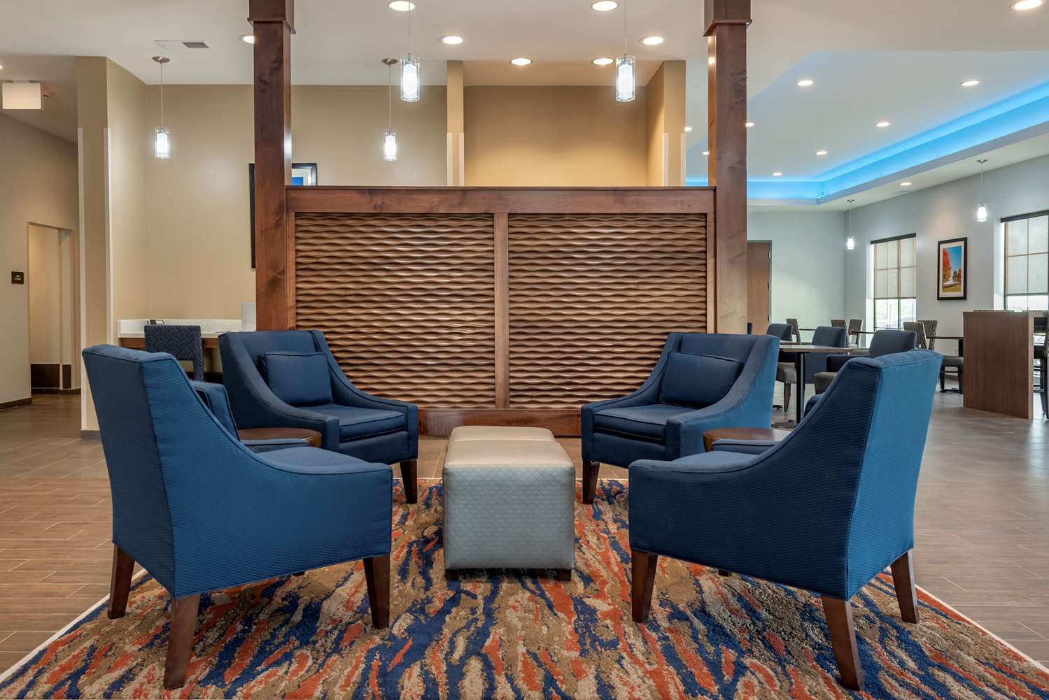 Comfort Suites Dry Ridge 18/20