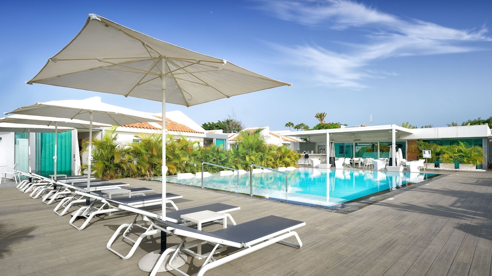 Seven Hotel And Wellness Gay Men Only 57/63