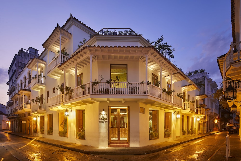 Hotel Casona Del Colegio 2/60