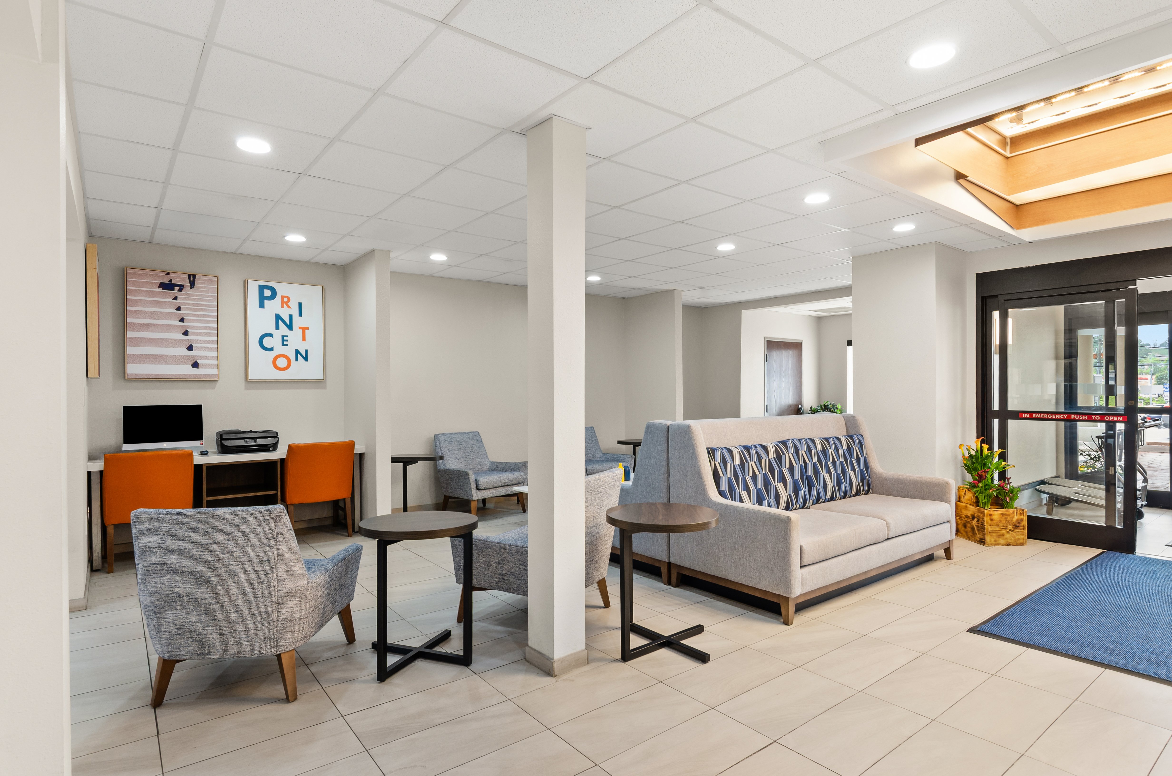 Holiday Inn Express Princeton I-77 47/69