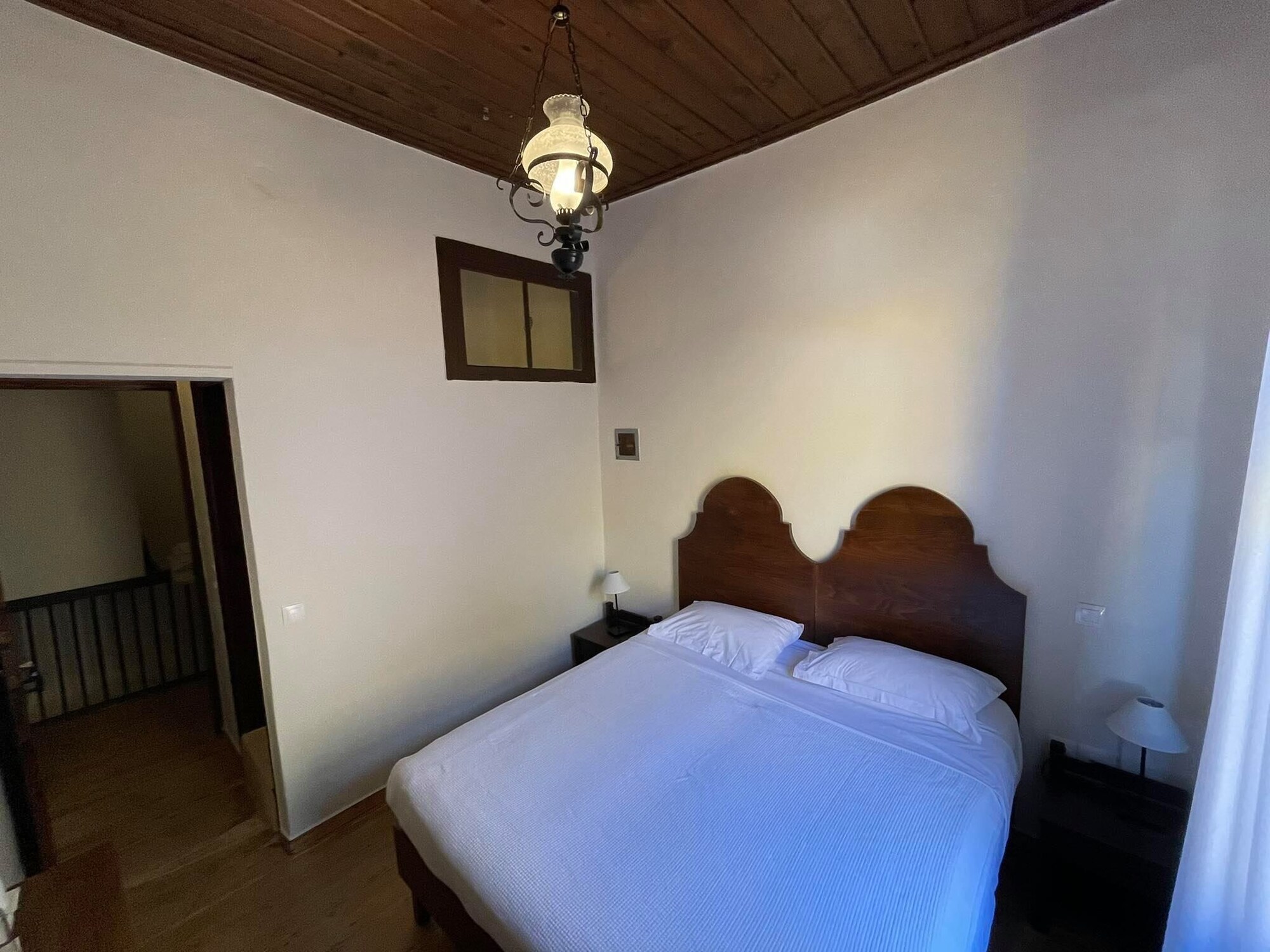 STANDARD, DOUBLE BED, COURTYARD VIEW
