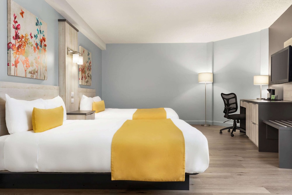 Travelodge By Wyndham Alma 39/50