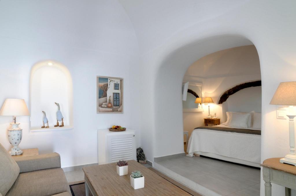 Senior, Suite, King Bed