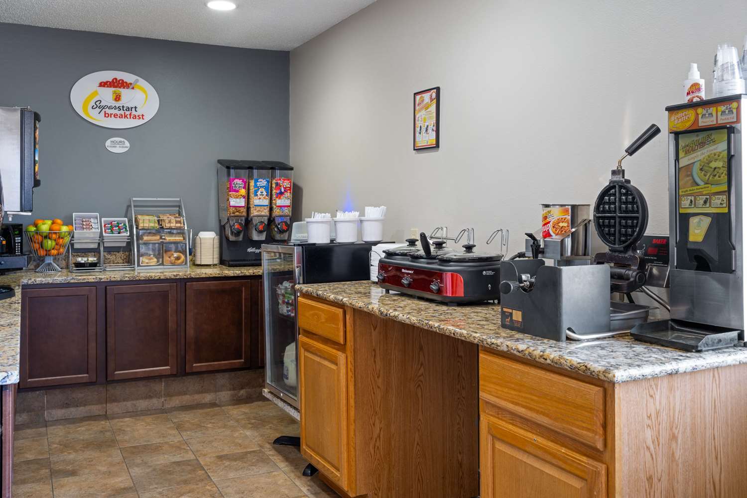 Super 8 by Wyndham Humboldt 3/48