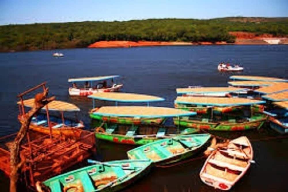 Sterling Panchgani 52/62