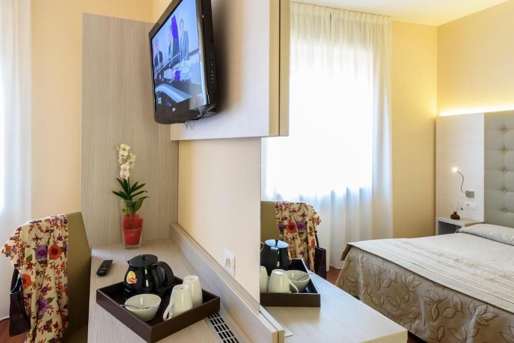 Hotel Primavera 41/57