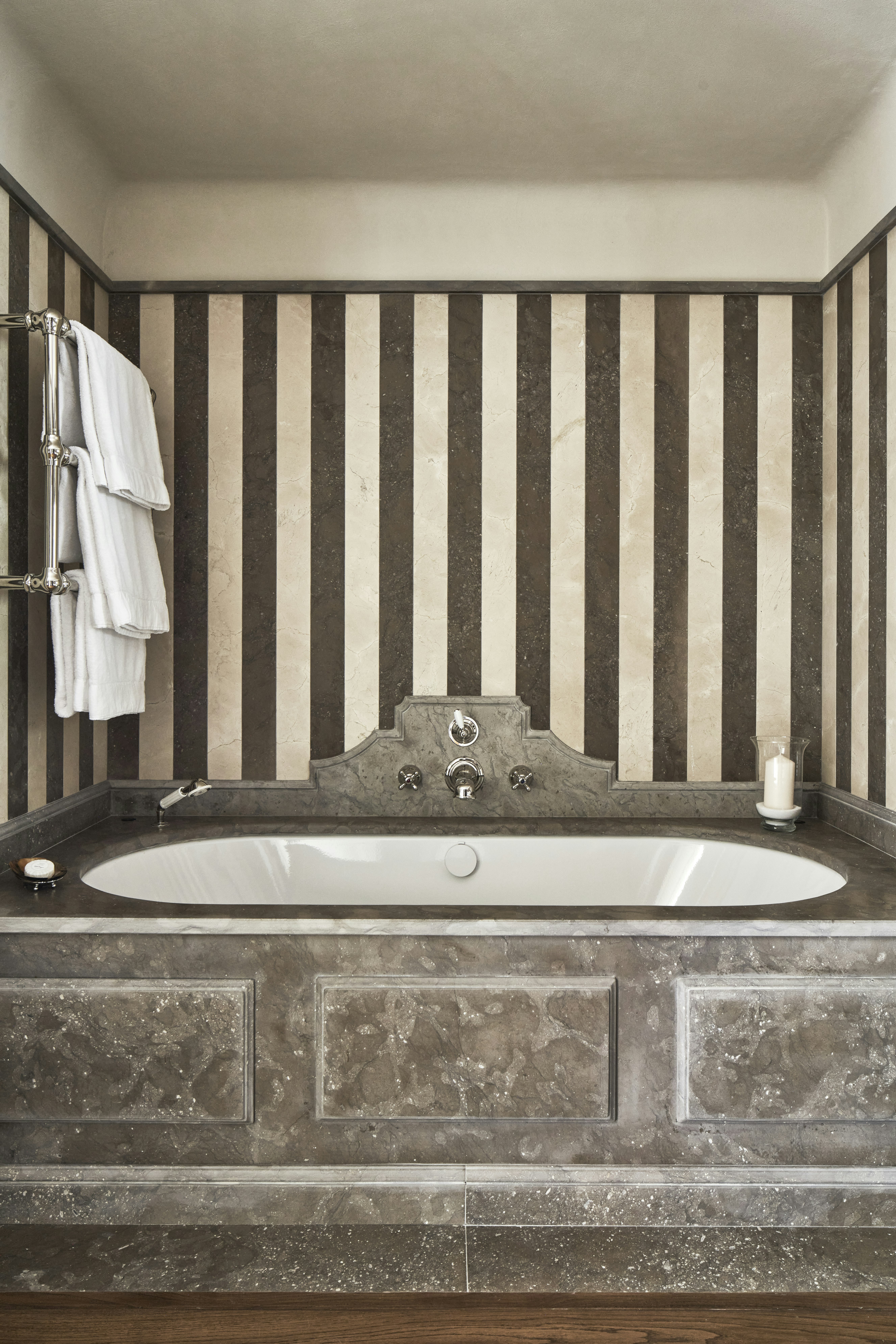 Rosewood Castiglion Del Bosco 25/50
