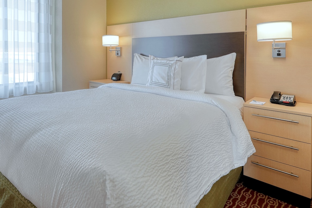 TownePlace Suites York 6/32