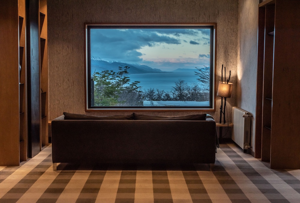 LAS HAYAS RESORT HOTEL 5/50