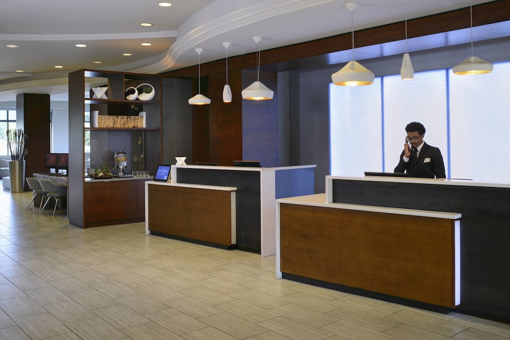Newport News Marriott at City Center 6/62