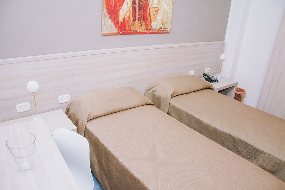 Hotel Piccolo Sogno 45/50