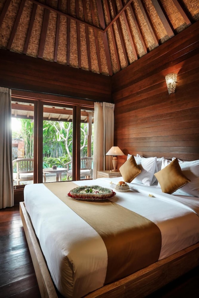 Yana Villas Kemenuh 20/68