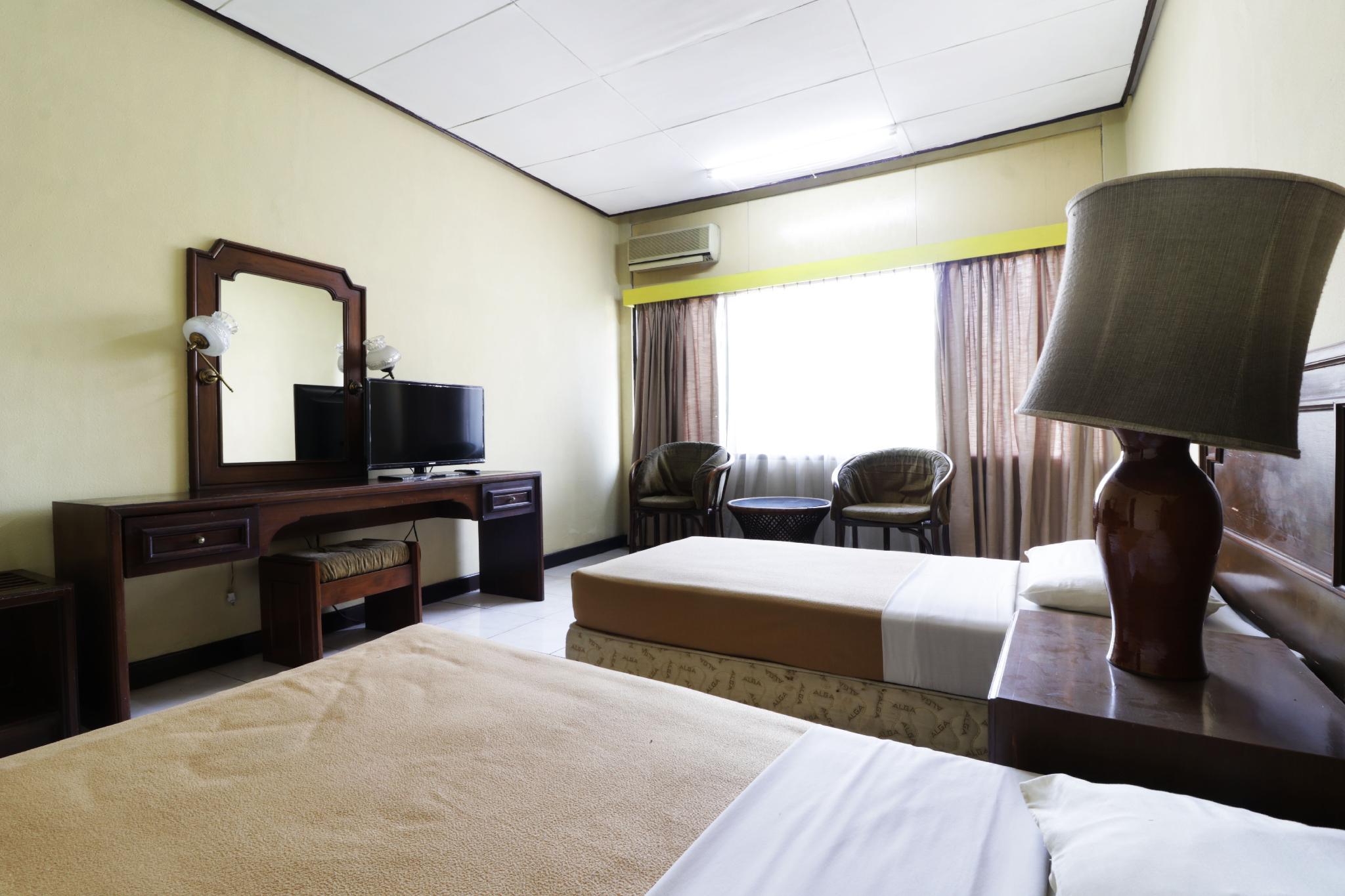 غرفة قياسية، Hotel Istana Bandung 2/2