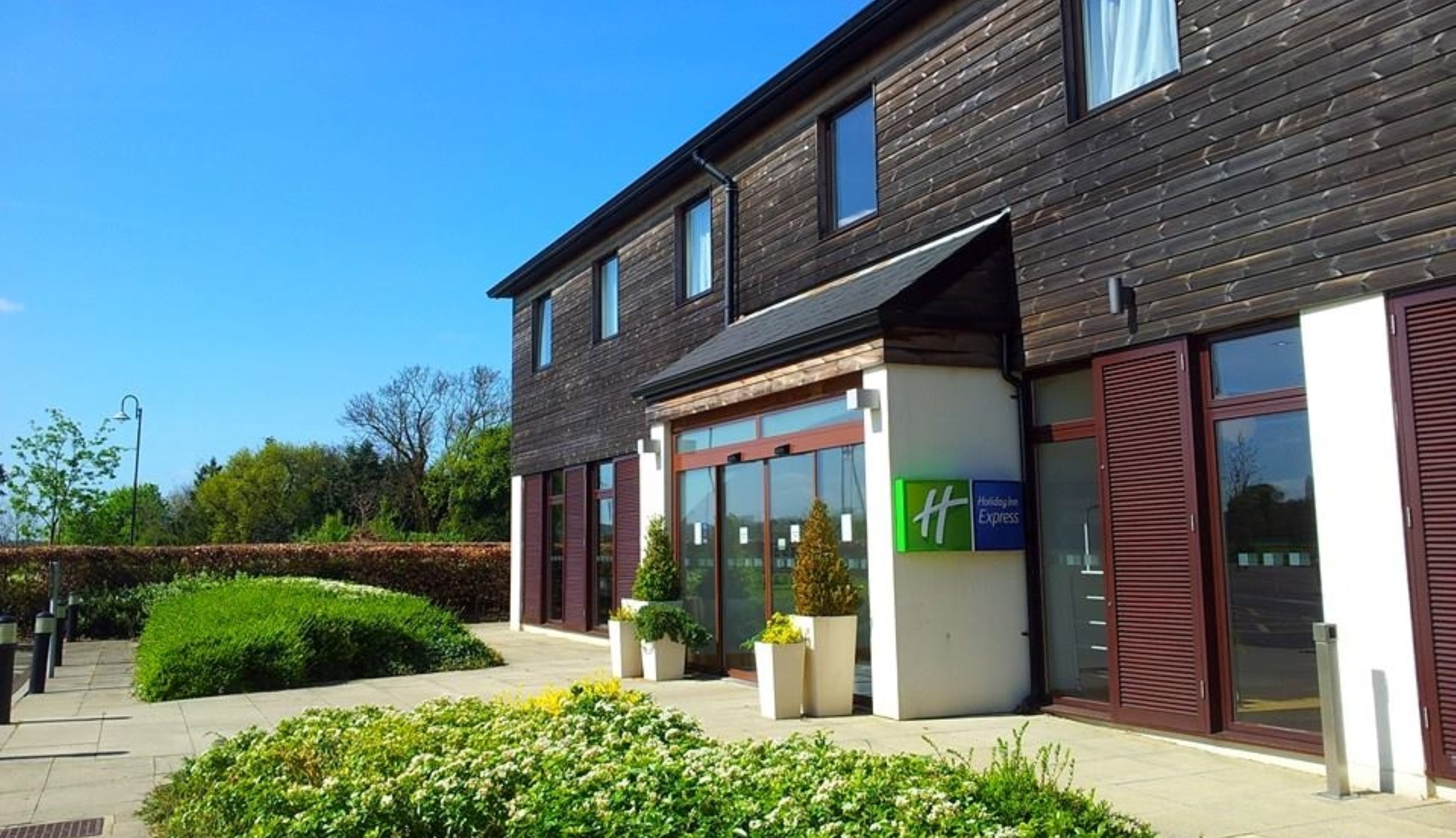 Holiday Inn Express London Epsom Downs 6/69