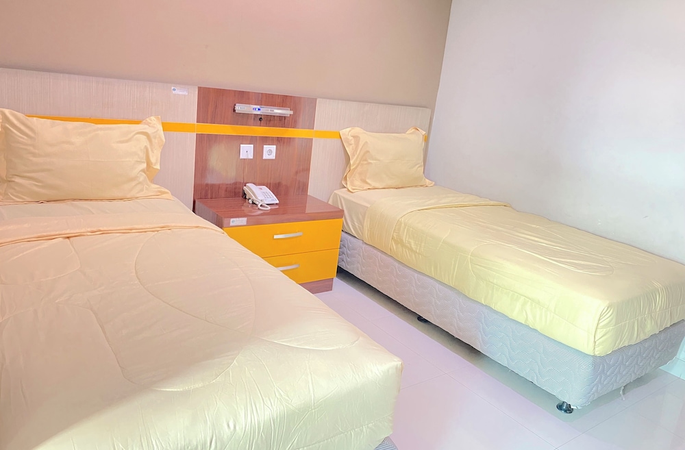 Makati Hotel Cibitung 25/52