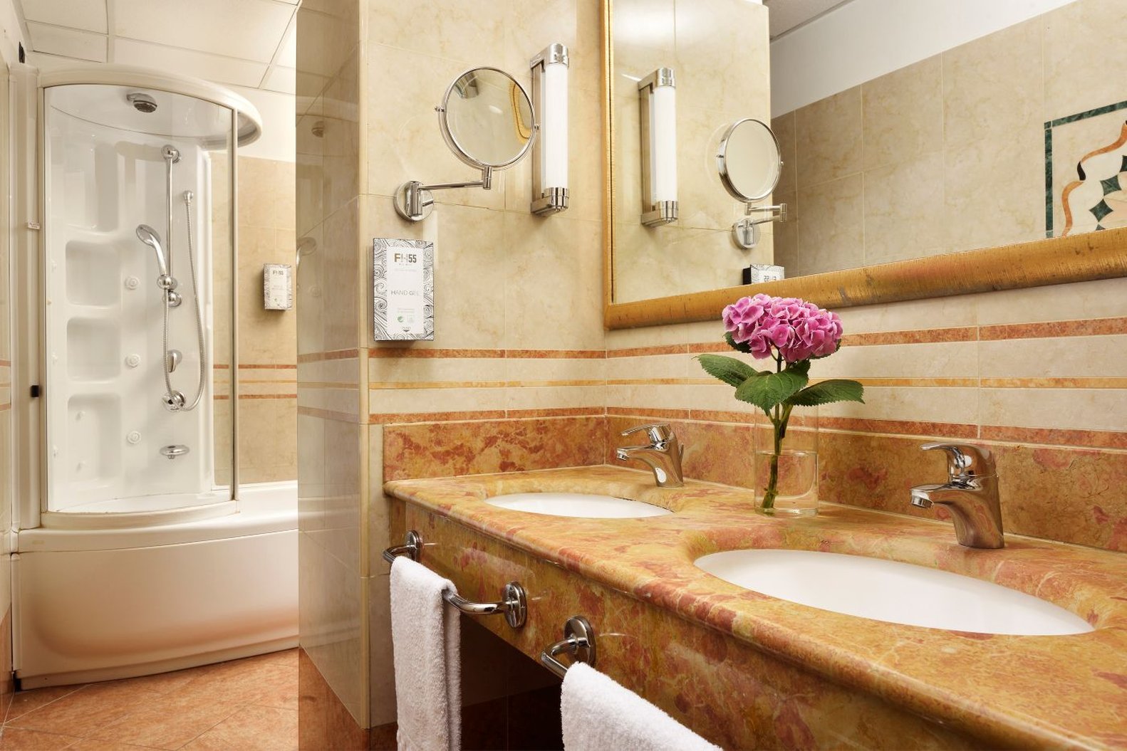 FH 55 Grand Hotel Mediterraneo 24/32
