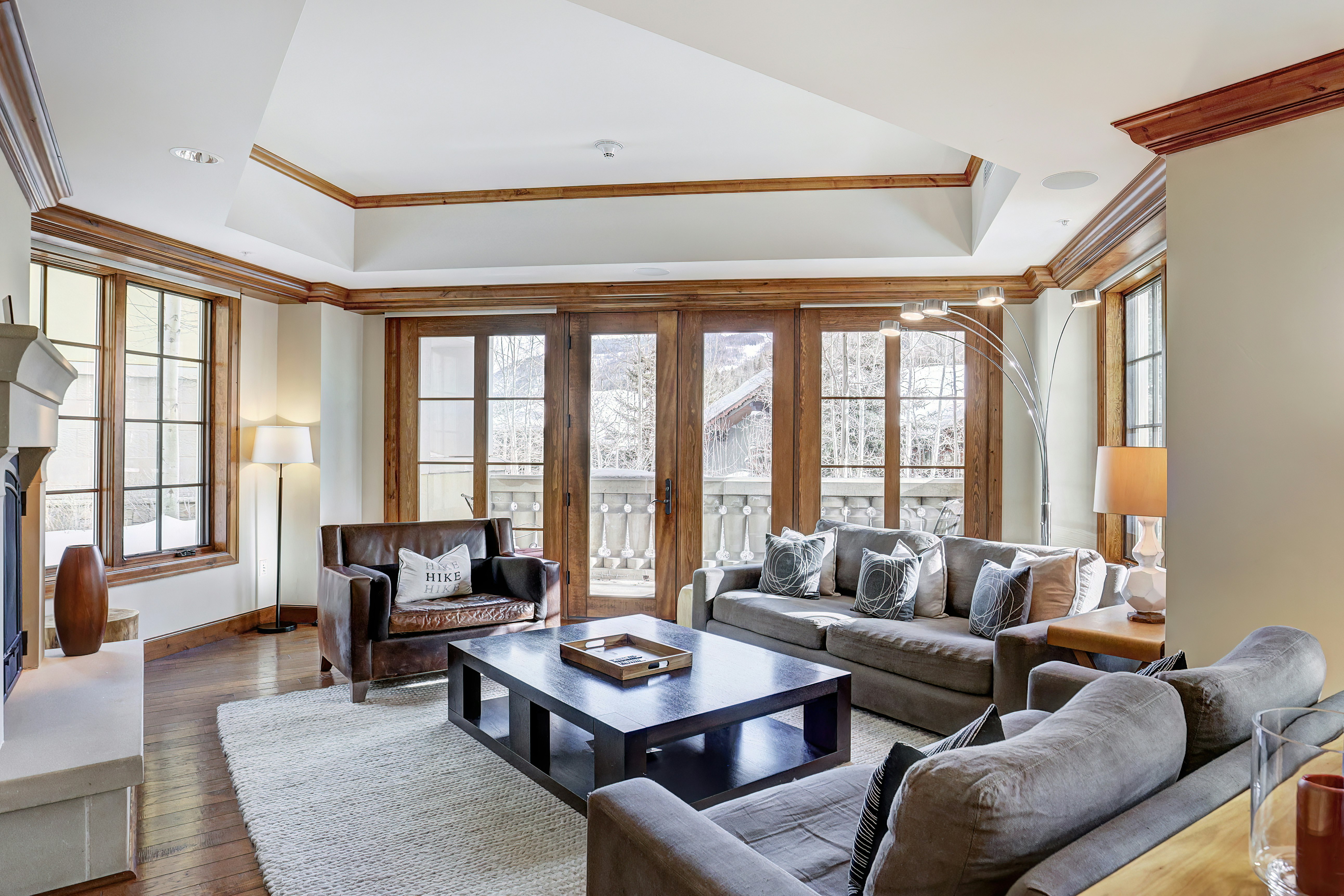 Vail Resorts' Legendary Lodging at Ritz-Carlton Residences 34/50