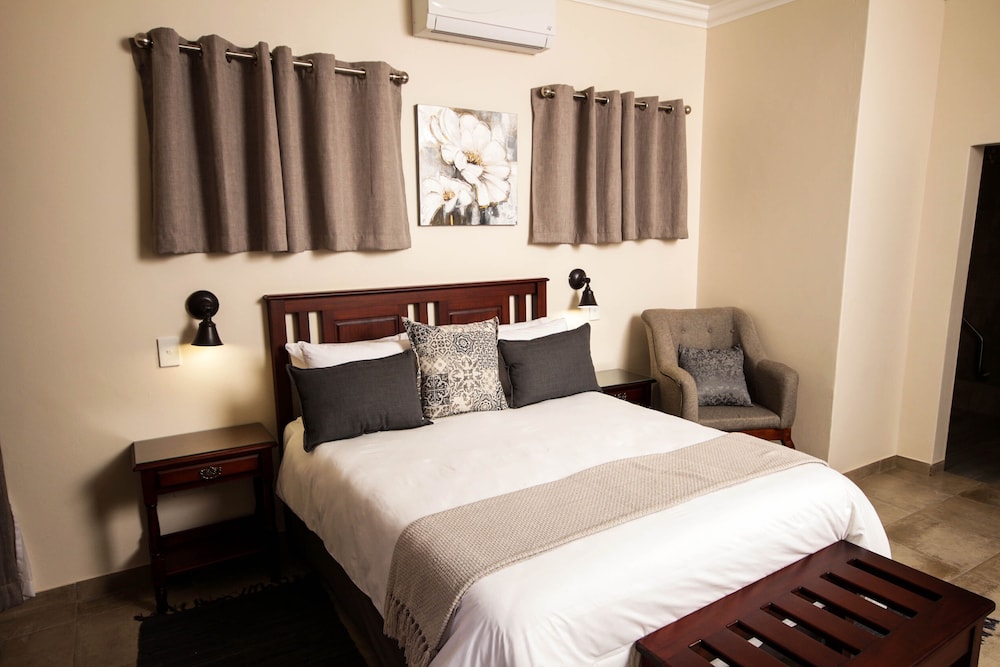 New Haven Guest House 14/30