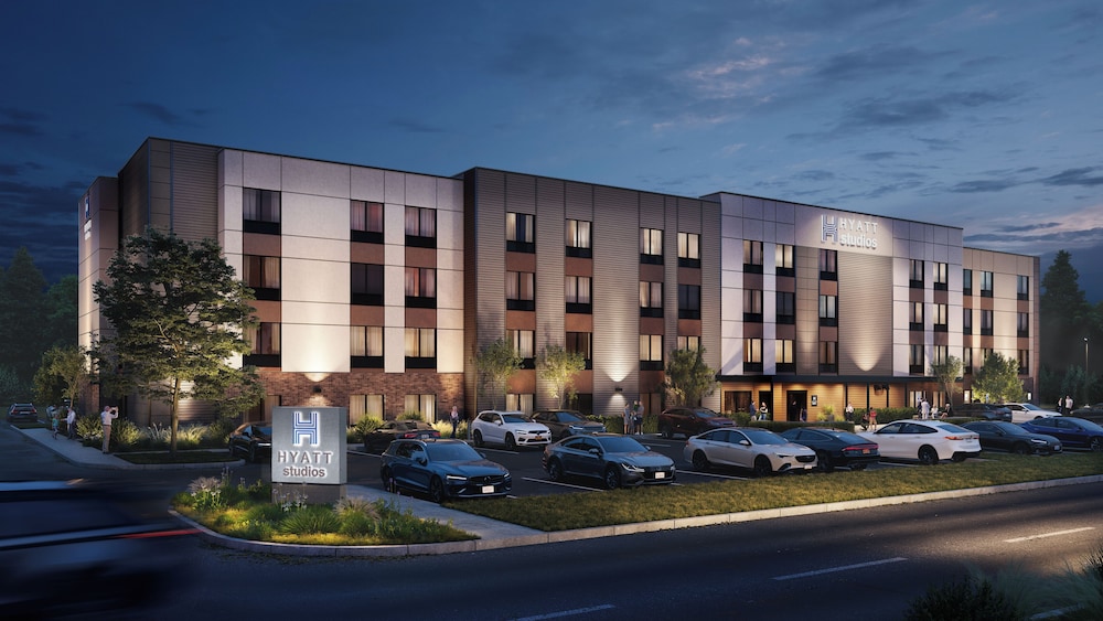 Hyatt Studios Huntsville 2/50