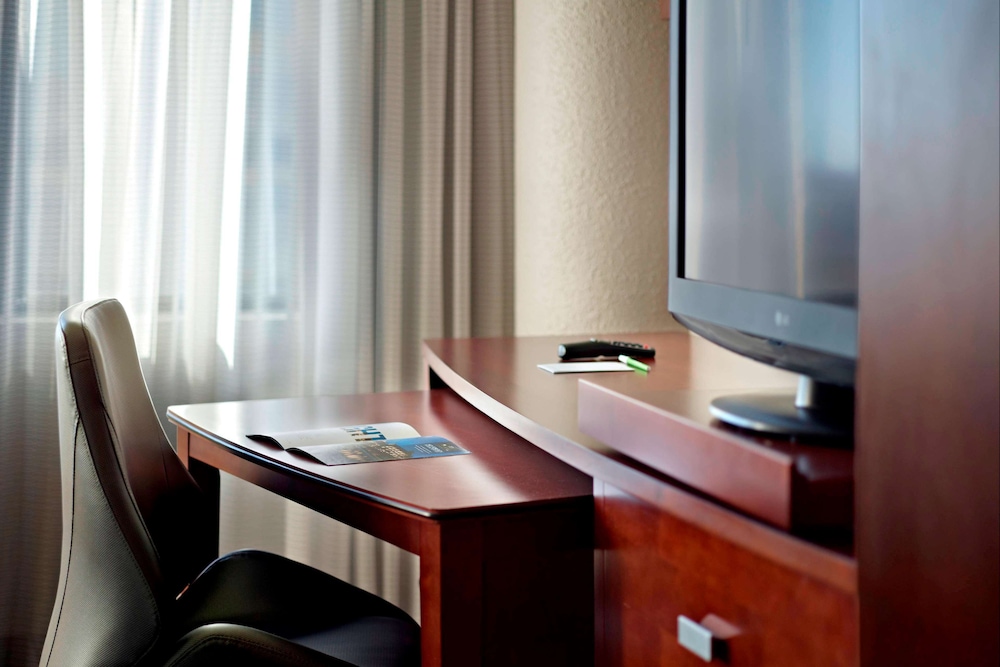 Sonesta Select San Jose Airport 45/55