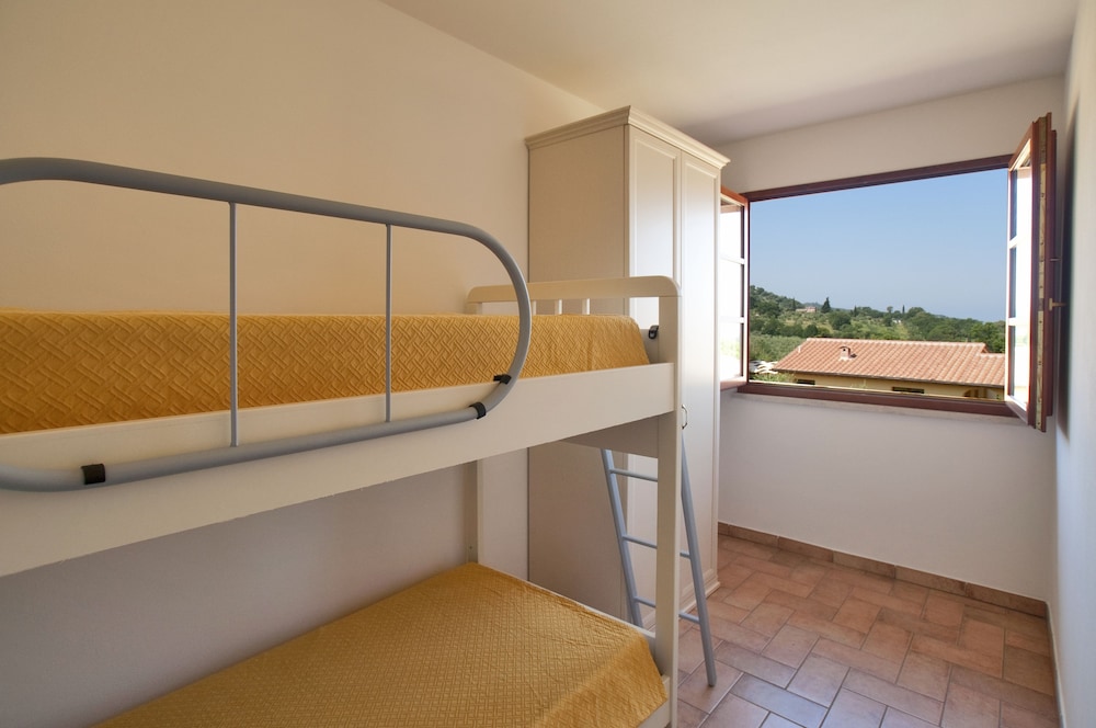 Borgo Etrusco S.P.A. 6/35