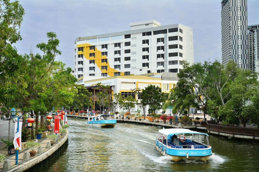 Sunday Malacca 48/50