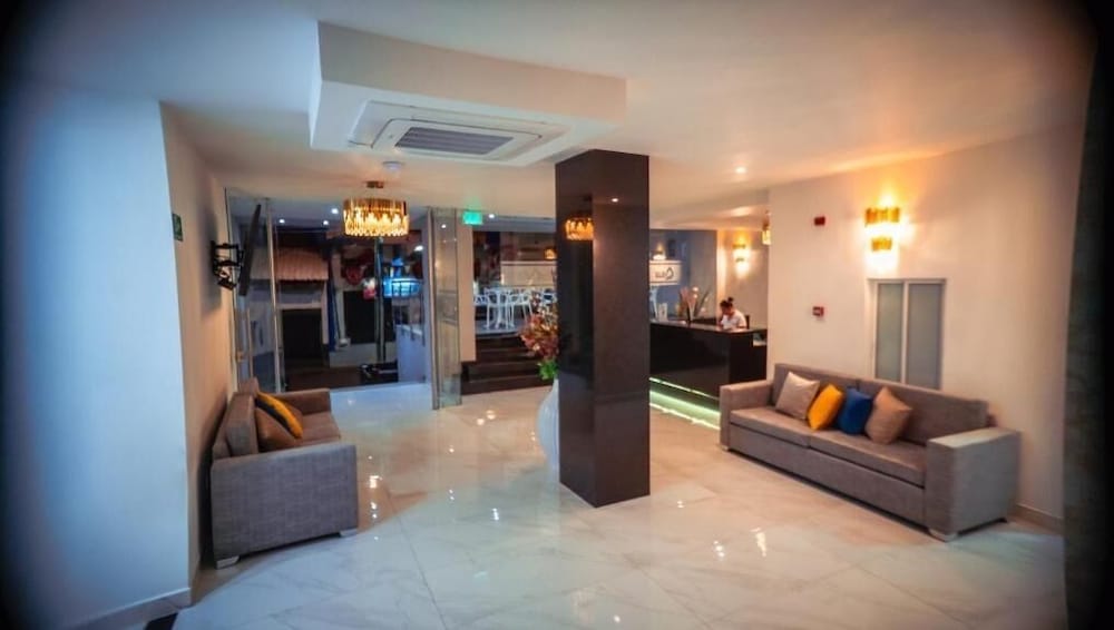 Hotel Qatar Cali 28/35
