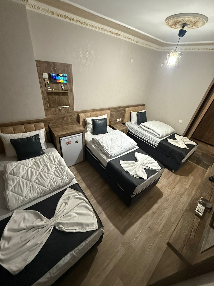 Ozgur Hotel 16/50