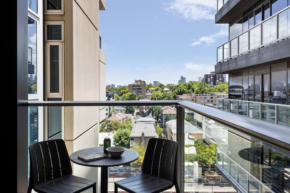 PUNTHILL SOUTH YARRA GRAND 53/61