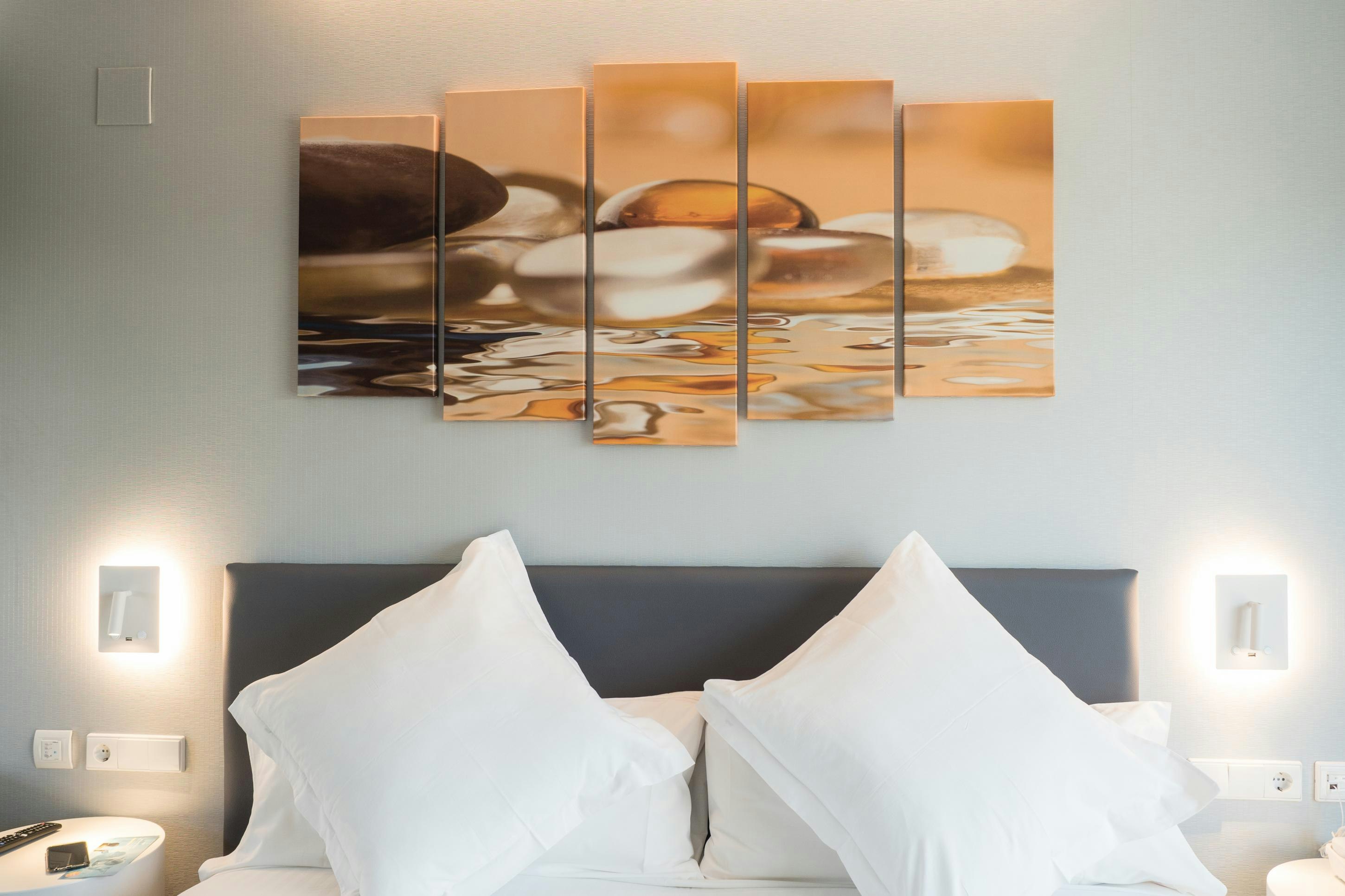 Hotel Valencia Alameda 41 42/63