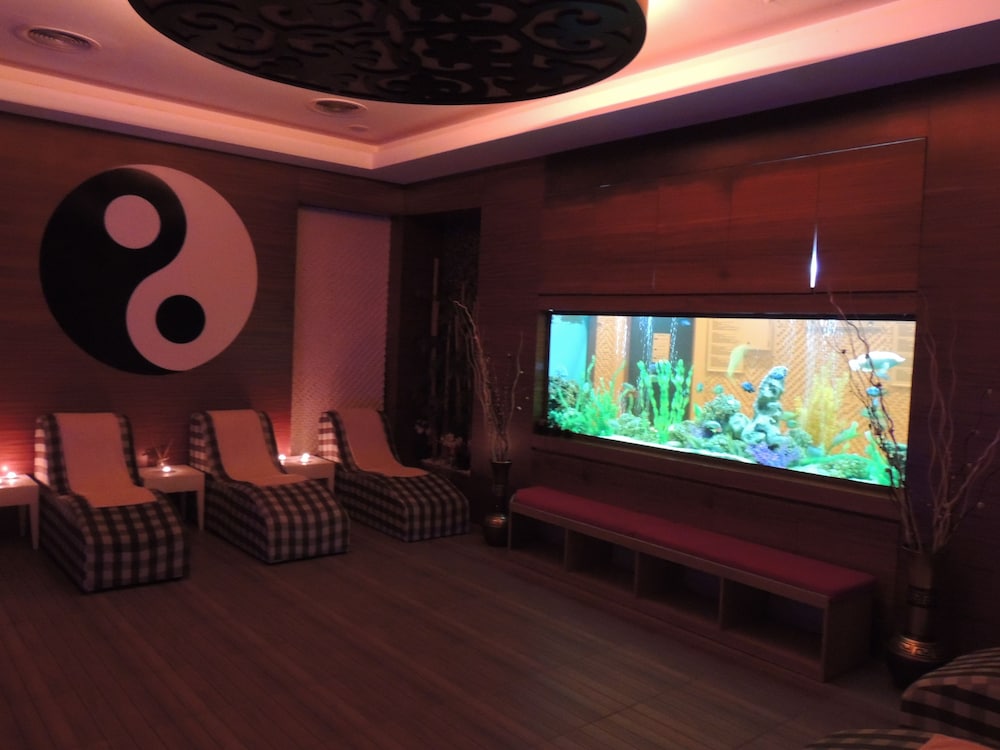 Azura Park Tourism Complex 46/75