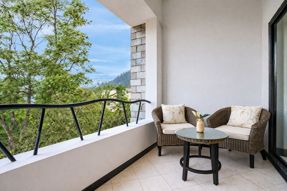 Country Inn Nature Resort Bhimtal 20/46