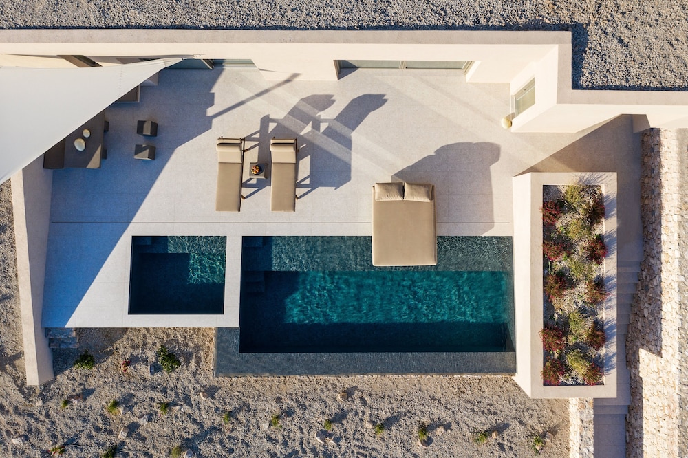 Santorini Sky Luxury Resort 写真2