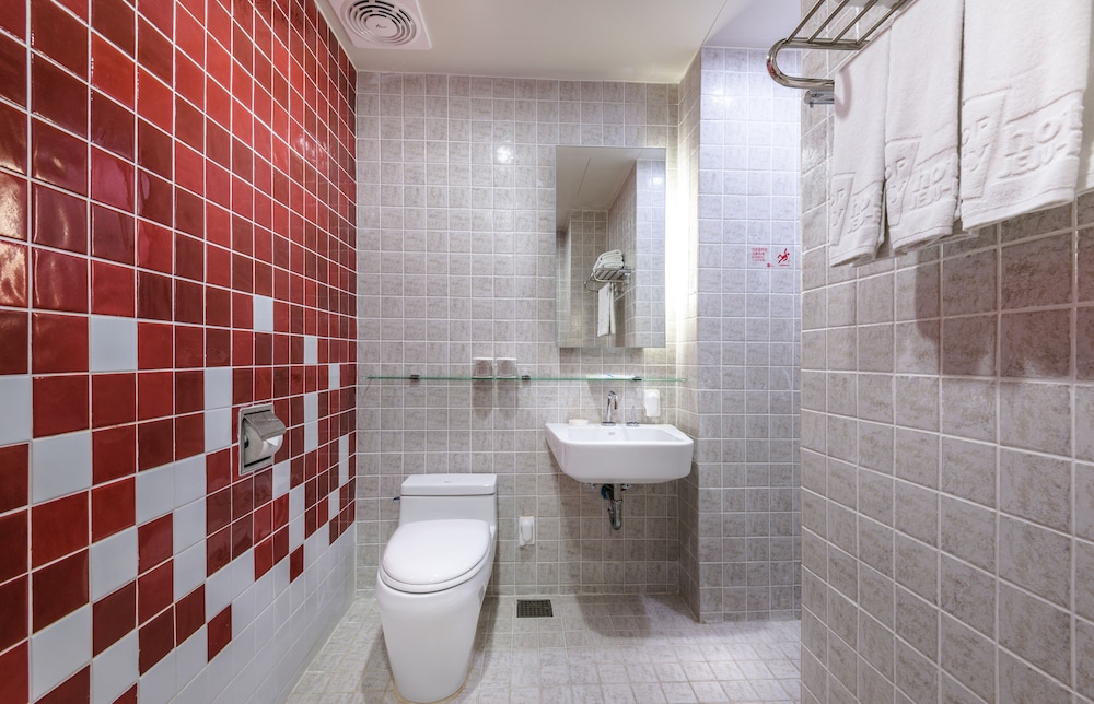 Aimi Jeju Beach Hotel 41/44