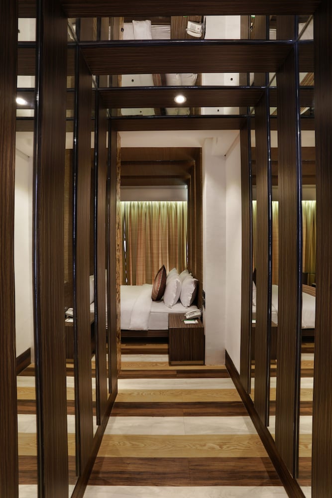 Mega Boutique Hotel And Spa 24/64