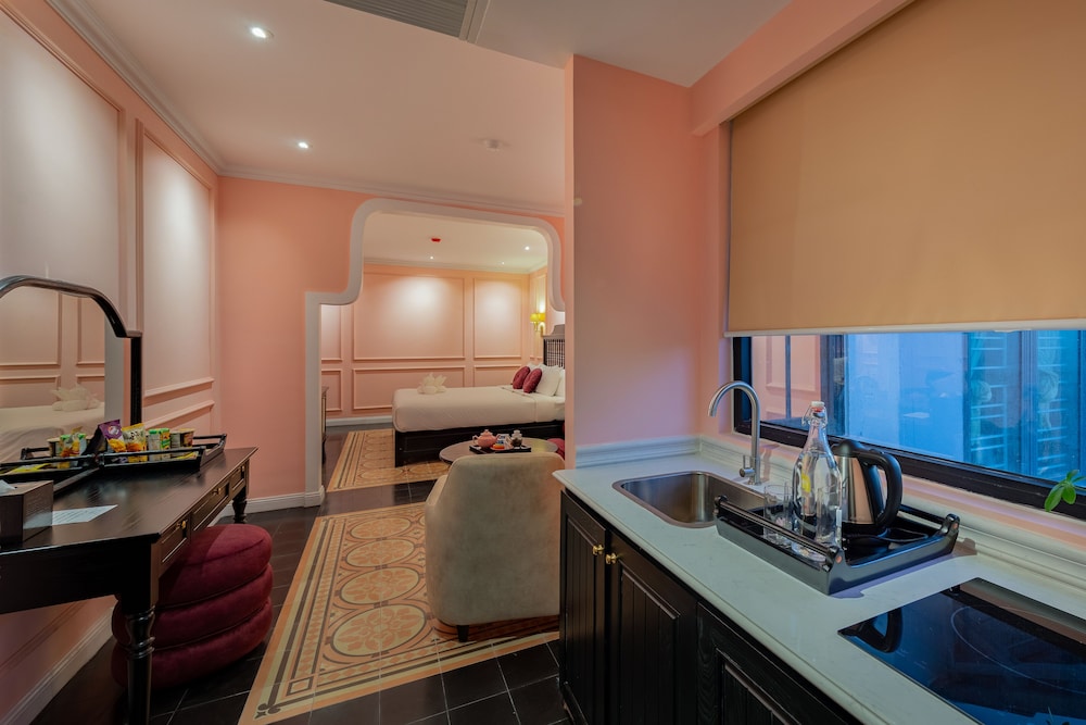 The Now Boutique Hotel 22/50