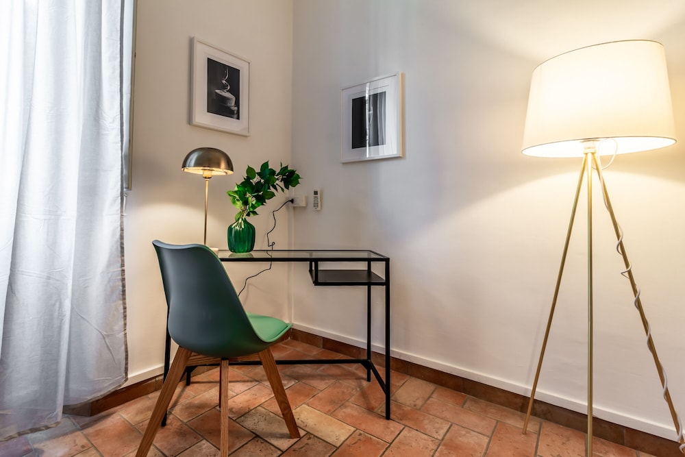 Wine Apartments Florence Ansonica 18/32